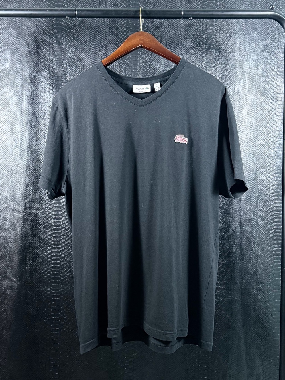 Lacoste Tee Shirt Mens 2XL Black Solid Regular Fit Patch Logo V Neck Streetwear
